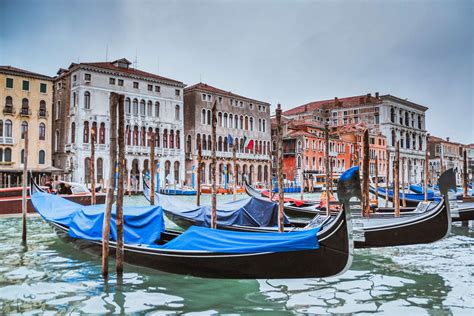 1920x1080 Venice Italy Gondola River Wallpaper  Coolwallpapersme