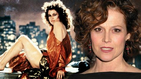 Sigourney Weaver Returns For Ghostbusters Reboot Collider Youtube