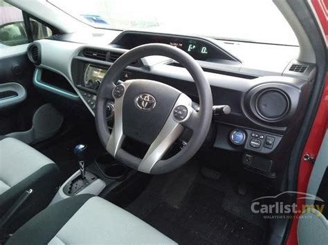 Official 2020 toyota prius site. Toyota Prius C 2013 Hybrid 1.5 in Selangor Automatic ...