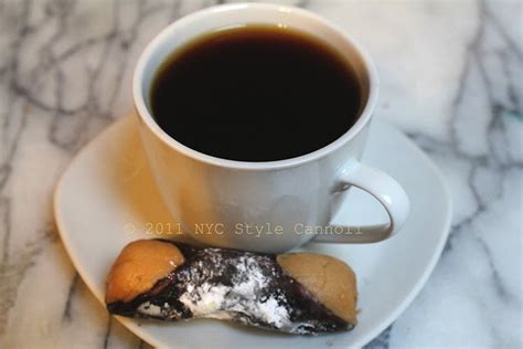 the history of cannoli nyc style and a little cannoli