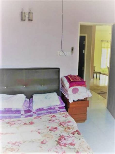 All rooms have kitchens and fireplaces. D Bayu Homestay PCB Kota Bharu Hotel, Kota Bharu, Malaysia ...