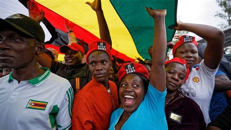 Thousands In Zimbabwe Call For Mugabe To Step Down Zimbabwe News Global News