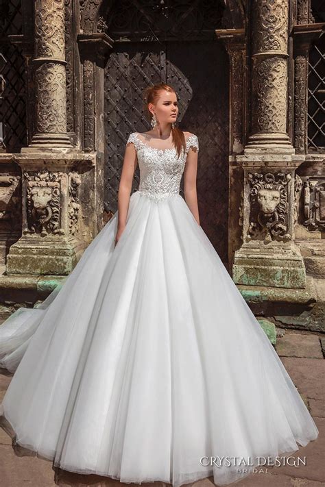 New Arrival Sheer Neck V Back Crystal Design 2016 Wedding Dresses Tulle