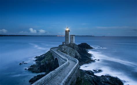 Download Wallpaper 2560x1600 Pier Lighthouse Sea Horizon Rocks