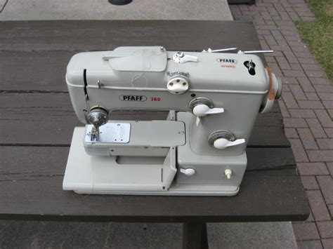 Pfaff sewing machine 360 Automatic for parts Central Ottawa (inside greenbelt), Gatineau