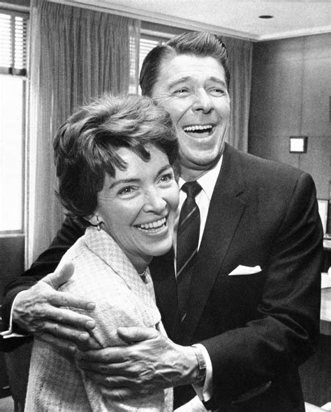 Look Back At Former First Lady Nancy Reagans Life New York Daily News