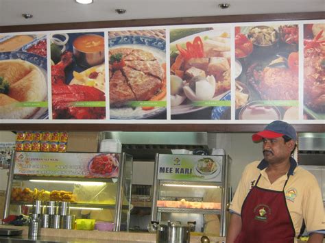 Pogledajte nepristrasne komentar (2) za ali maju kafe, koji ima ocenu 3/5 na tripadvisoru i rangiran je kao br. SemarakWangsa: RESTORAN ALI MAJU MERCU KEPUASAN SELERA