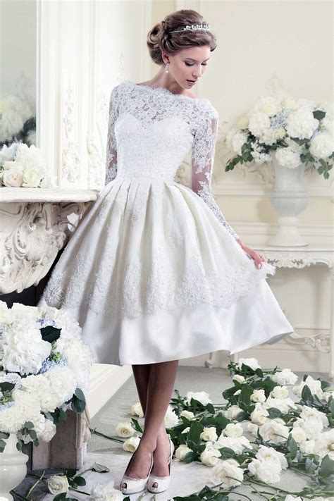 15 Elegant Short White Wedding Dresses Ideas For Your Wedding