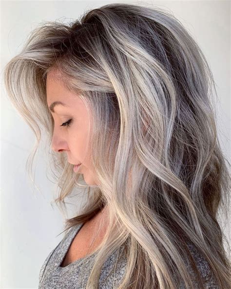 60 Shades Of Grey Silver And White Highlights For Eternal Youth Gray Hair Highlights