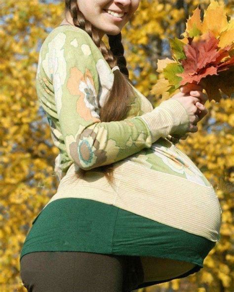 Preggo Paradise On Tumblr Very Big Pregnant Bellies With Triplets