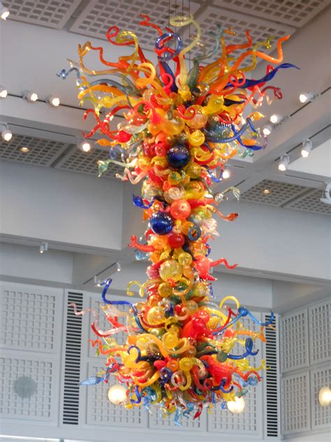 Dale Chihuly Confetti Chandelier At Wichita Art Museum I Love His Work
