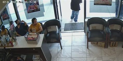 Robber Attempts To Hold Up Atlanta Nail Salon Leaves After Being
