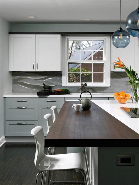 Green stands alongside blue as one of those colors that can add a rich color to your kitchen without being overwhelming. Kitchen Cabinet Paint Colors: Pictures & Ideas From HGTV ...