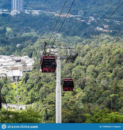 Genting highlands cable car malaysia credit music: Sky View And Chin Swee Caves Temple On Skyway Cable Car ...