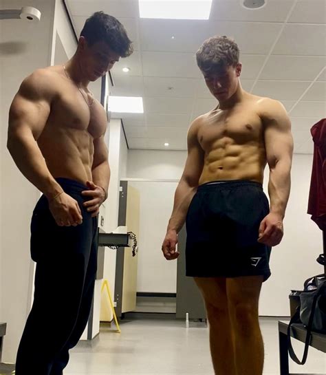 Swole Is The Goal On Tumblr Bros Showing Off