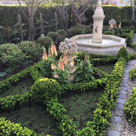 15 Breathtaking Parterre Garden Designs ~ Danielle Finch