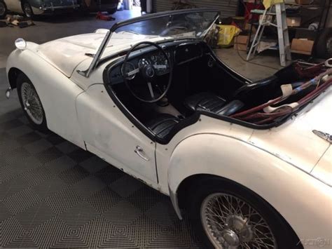 1961 Triumph Tr3a 4 Speed Wire Wheels Complete Car For Restoration