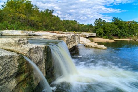 15 Stunning Waterfalls In Texas Map To Find Them