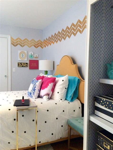 Black and gold themed bedroom. 15 Luxurious Black and Gold Bedrooms
