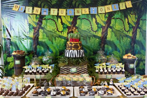 Dinosaur birthday party 4th birthday parties birthday bash birthday ideas themed parties safari party jungle party madagascar party party decoration. Madagascar Jungle First Birthday Party | Love Every Detail