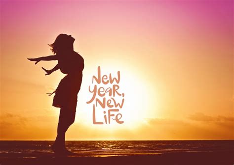 Life in a year türkçe dublaj ve life in a year türkçe altyazılı seçenekleriyle 1080p kalitesinde hd izle. New Life | Happy New Year Cards | Send real postcards online