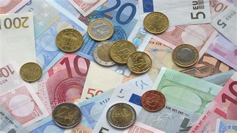 Euro Billets De Banque Pièces Photo Gratuite Sur Pixabay