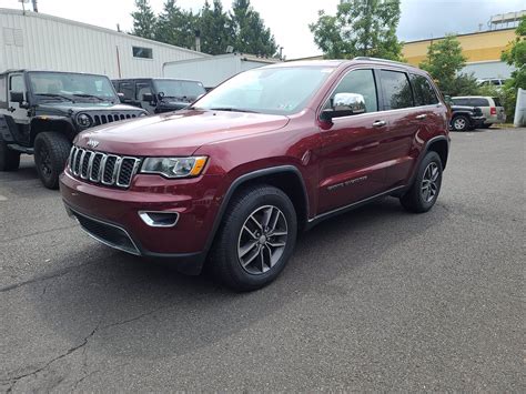 Pre Owned 2017 Jeep Grand Cherokee Limited Sunroof 4wd Sport Utility