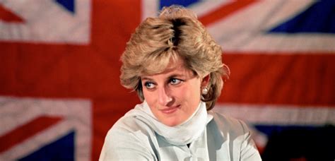 One of the most adored members of the british royal family, she died in a 1997 car crash. Princezna Diana je i dvacet let po smrti oblíbenější než Charles | Týden.cz