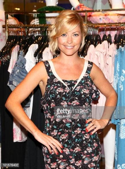 Actress Amy Lalonde Attends The Juicy Store Opening At Yorkdale News Photo Getty Images