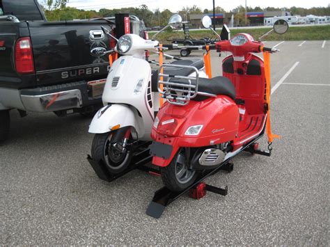 Class i, class ii, and class iii hitch types. 850D Double Scooter Carrier