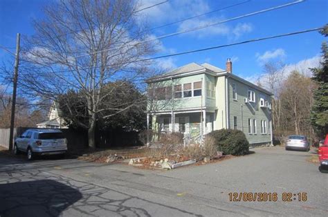 27 Lothrop St Stoughton Ma 02072 Mls 72101652 Redfin