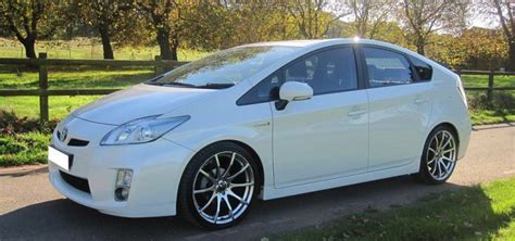 Toyota Prius And The Curse Of The Diamond Cut Alloy Wheels
