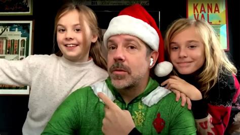 Jason Sudeikis And Olivia Wildes Kids Crash Dads Live Interview Us