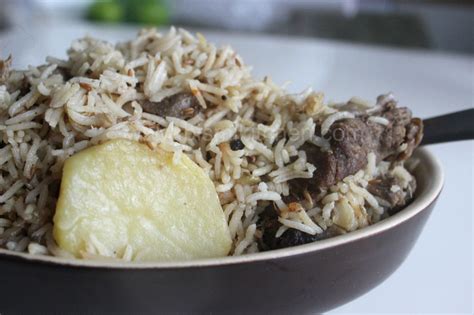 Wali Mchafu Pilau Ya Nyama Pilau Rice Recipe Food Recipes