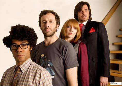 the us remake of the it crowd is being turned off and on again