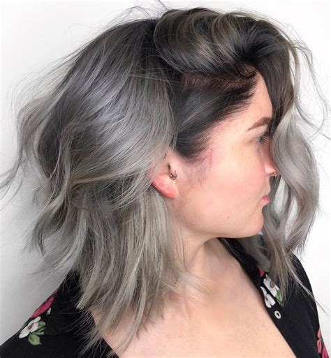 40 Bombshell Silver Hair Color Ideas For 2020 Hair Adviser Platinum