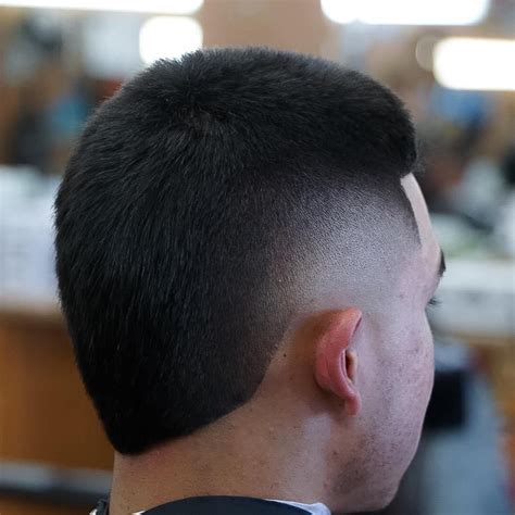 Try out one of these awesome fauxhawk fade haircut styles this modern twist on the low fade faux hawk is all you need for an effervescent style. Fake It 'Til You Make It: The 40 Hottest Faux Hawk ...