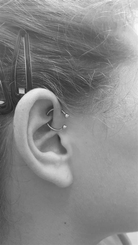 Front Helix And Rook 😍 Cute Piercings Peircings Rook Helix Products Piercings Body