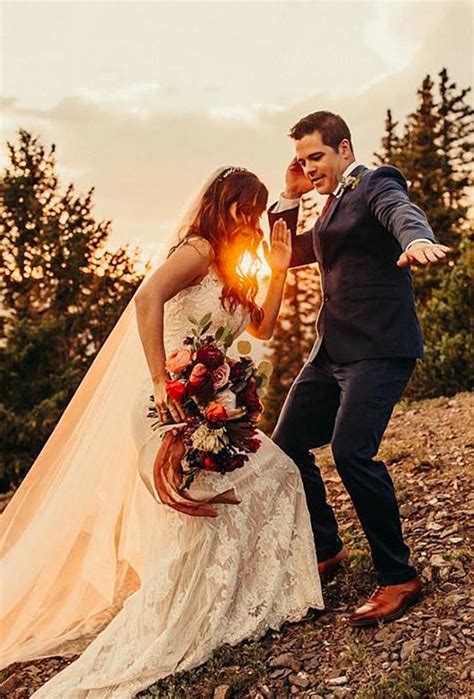 24 Creative Wedding Photo Ideas And Poses