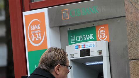 Jól megszórta pénzzel az ügyfeleit a CIB Bank - Napi.hu