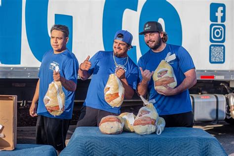 Local Moving Company Donates Turkeys To Residents In Need Paso Robles