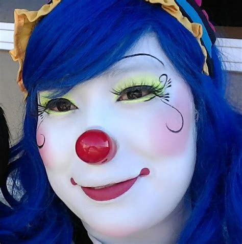 Pin By Guy Incognito On Clown Girls Iv In 2020 Clown Halloween Face