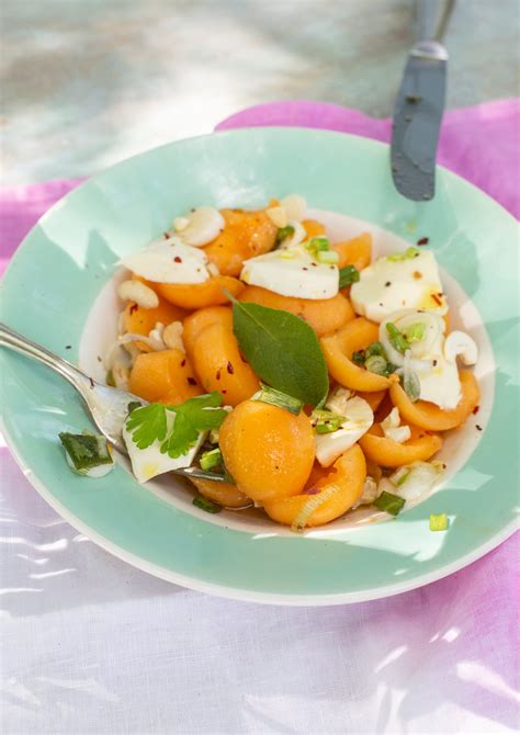 Honigmelonen Mozzarella Salat detail lovin