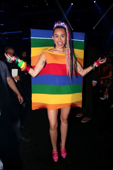 Miley Cyruss Insane Outfits At The 2015 Vmas