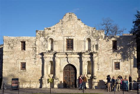 3 Burials Discovered At The Alamo In Texas War History Online