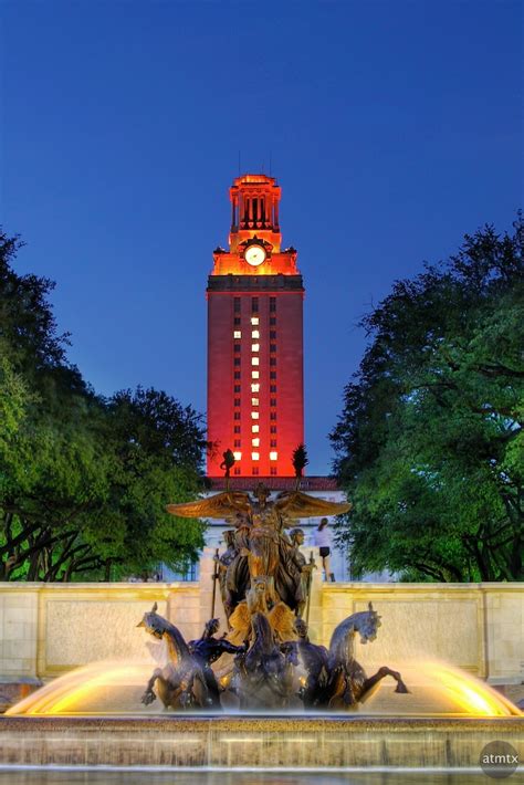 Ut Tower And Fountain University Of Texas Tower Austin T Flickr