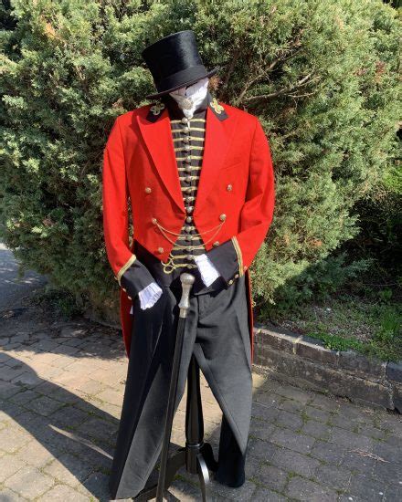 Deluxe Mr Barnum Ringmaster Costume For Hire The Greatest Showman