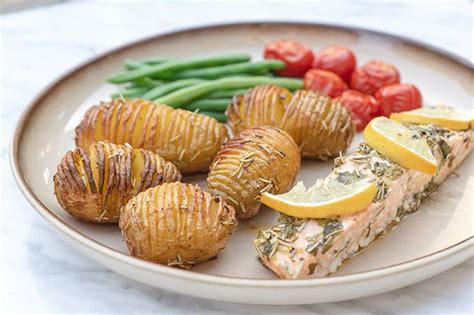 Hasselback Potatoes With Garlic And Rosemary Blue Sky Eating