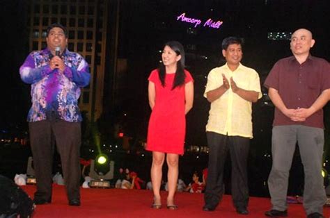 Yeo bee yin en 2018. PJ singles celebrate a romantic Chap Goh Meh at Taman Jaya ...
