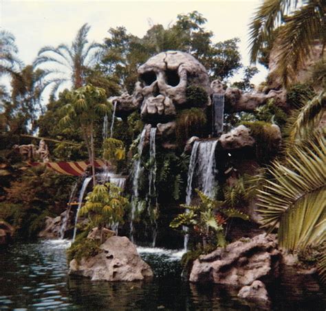 Skull Rock Disneyland Resort Photo 14093030 Fanpop